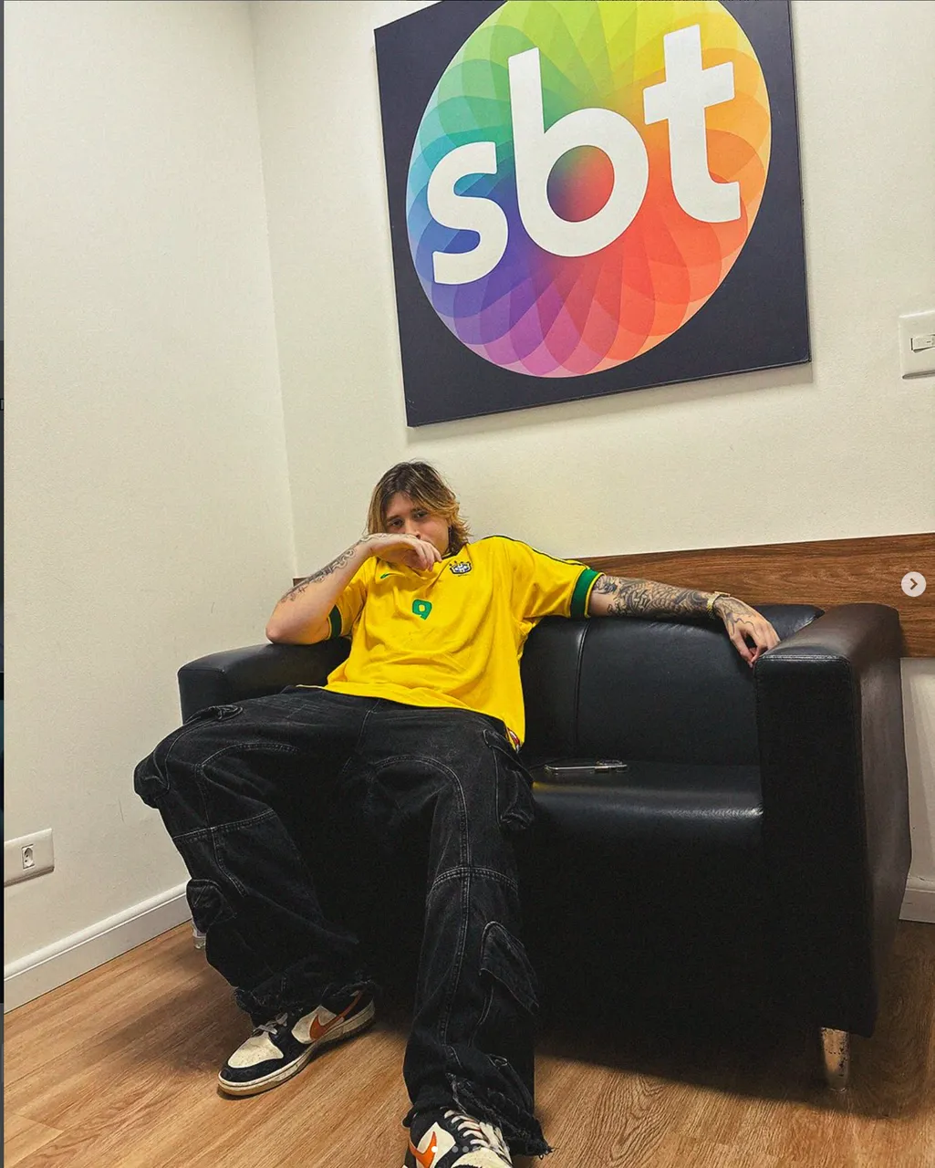 João Borguinho nos bastidores do SBT